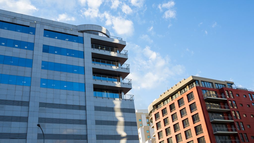 Commercial Build-Out Contraction in San Fernando Valley
