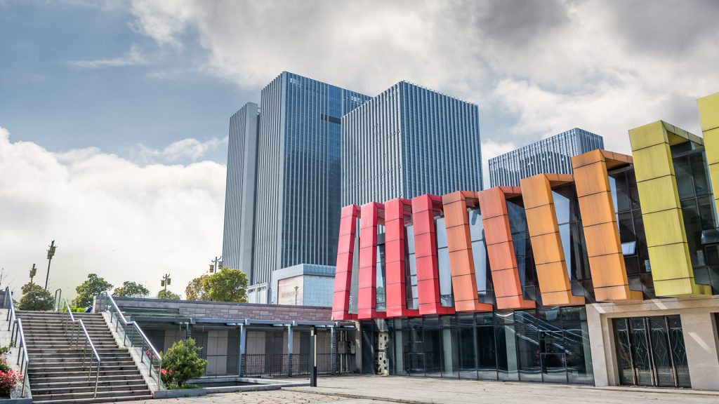 Commercial Build-Out Contraction in Valencia